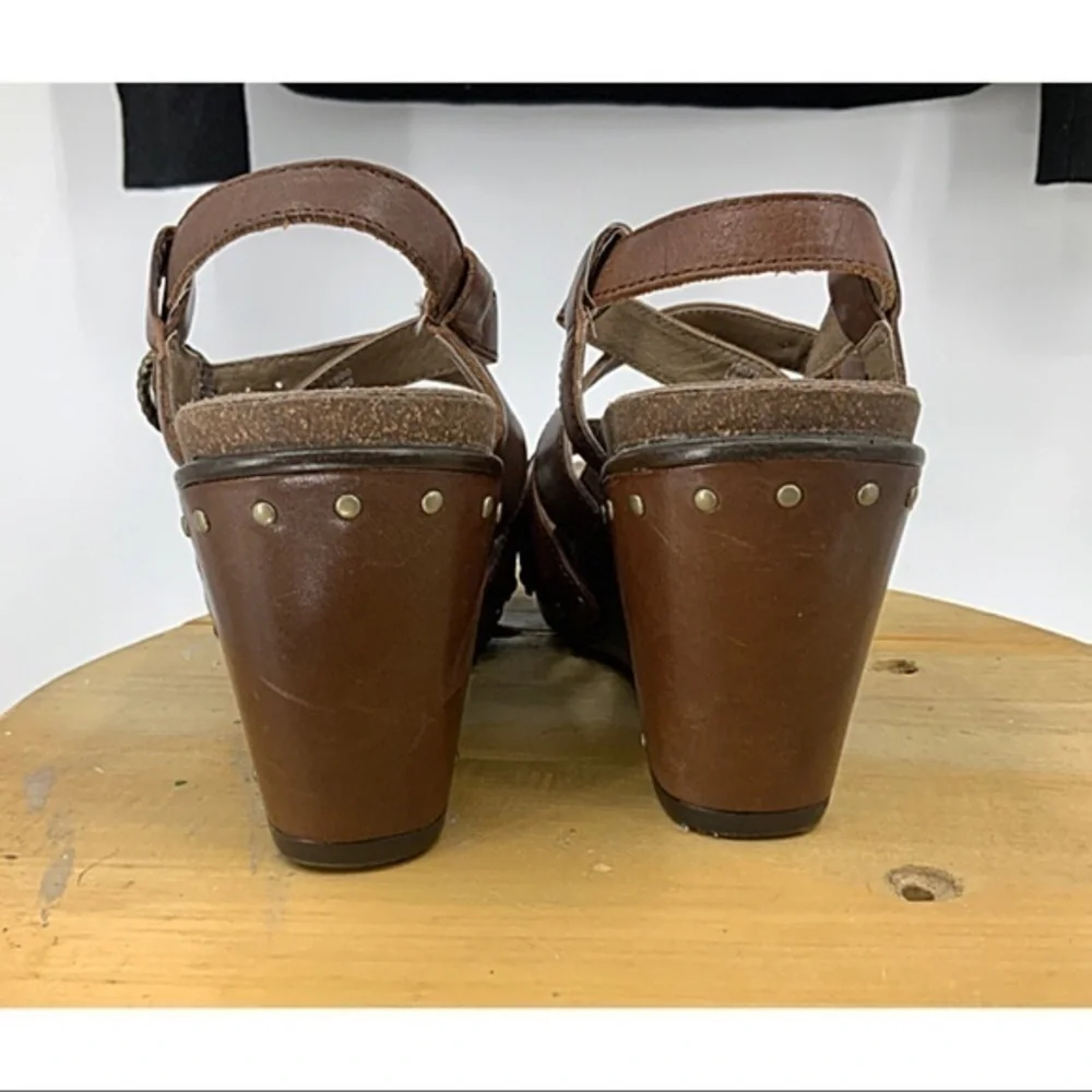 Dansko Freda platform wedge sandal 6 1/2 -7